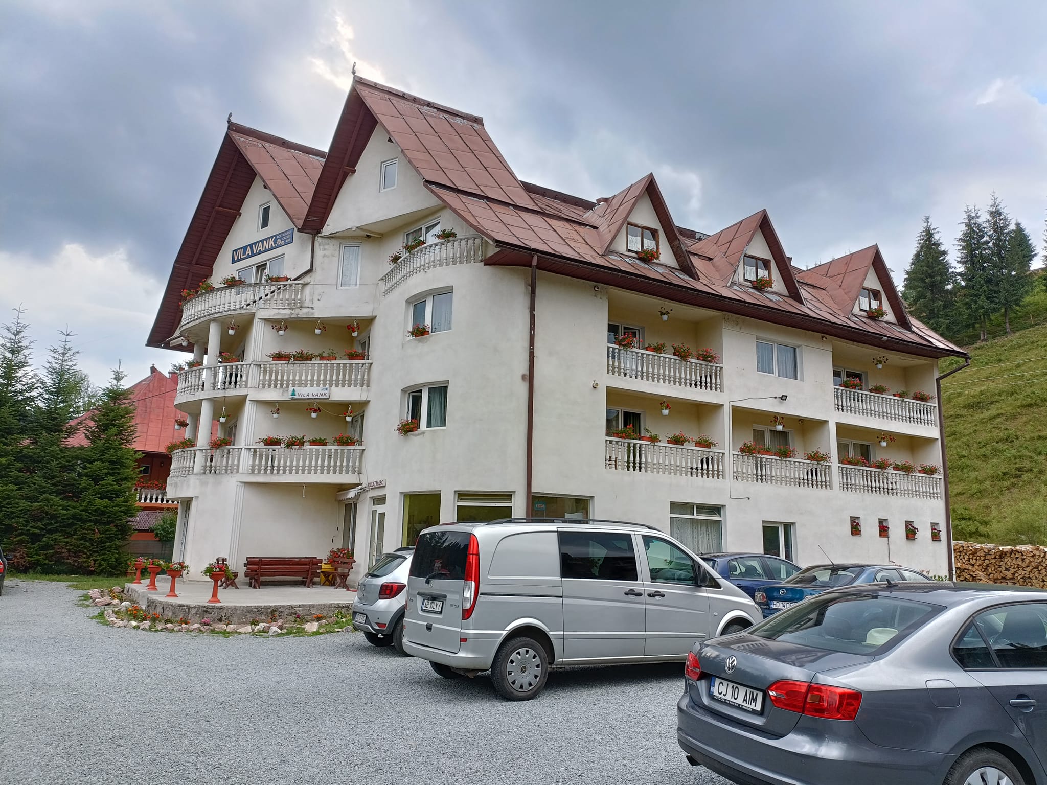 Cazare in Arieseni - COMPLEX TURISTIC VANK - Arieseni