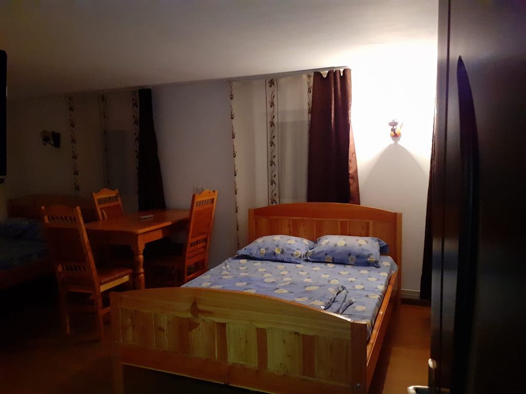 Cazare in Arieseni - CASA  IUNIA - Garda De Sus