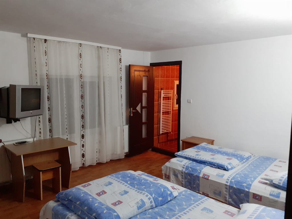 Cazare in Arieseni - CASA  IUNIA - Garda De Sus