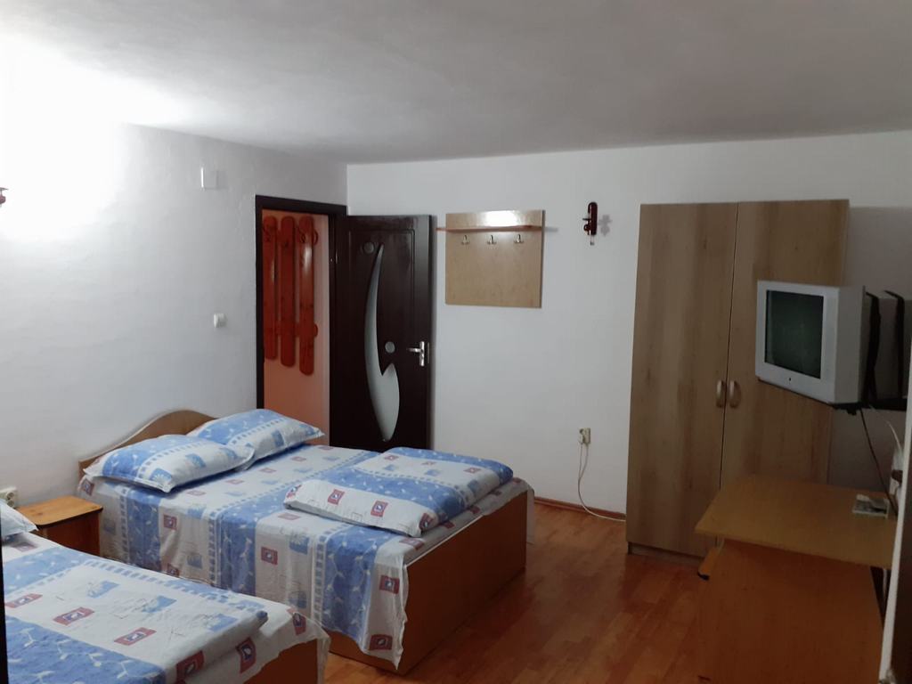 Cazare in Arieseni - CASA  IUNIA - Garda De Sus