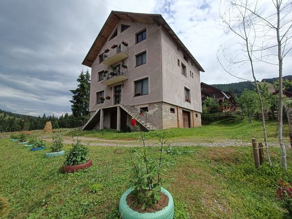 Cazare in Arieseni - CASA POIANA FLORILOR - Vartop