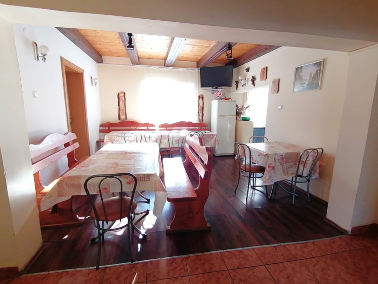 Cazare in Arieseni - CASA DE VACANTA TREI BRAZI - Vartop