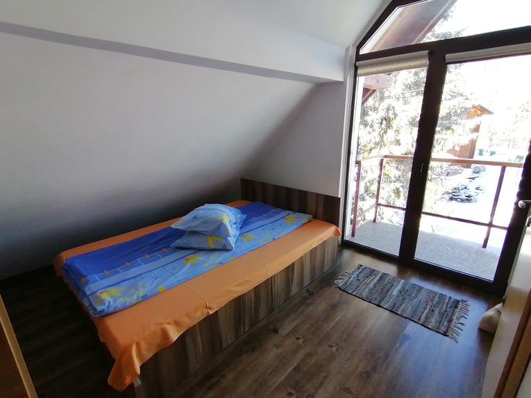 Cazare in Arieseni - CASA DE VACANTA TREI BRAZI - Vartop