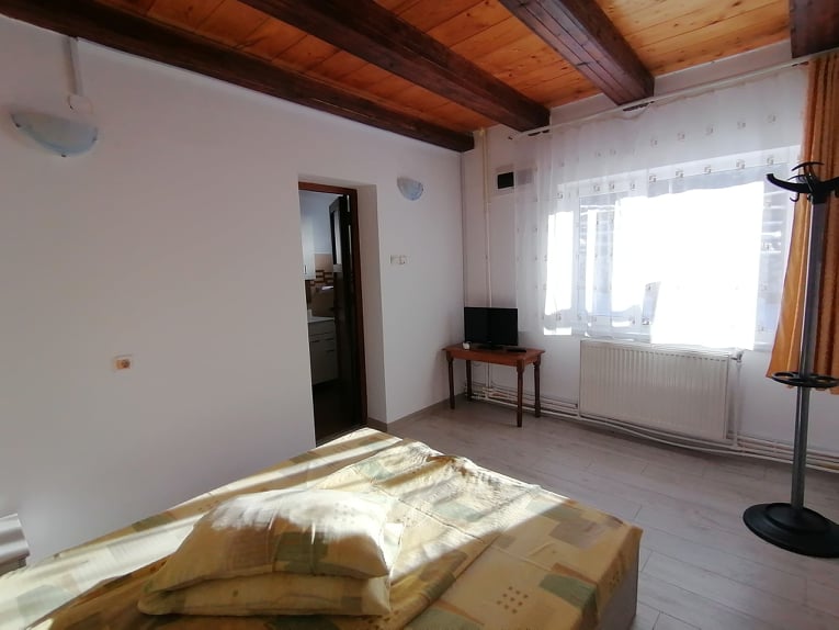 Cazare in Arieseni - CASA DE VACANTA TREI BRAZI - Vartop