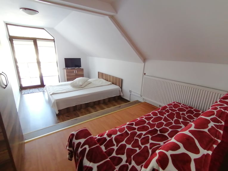 Cazare in Arieseni - CASA DE VACANTA TREI BRAZI - Vartop